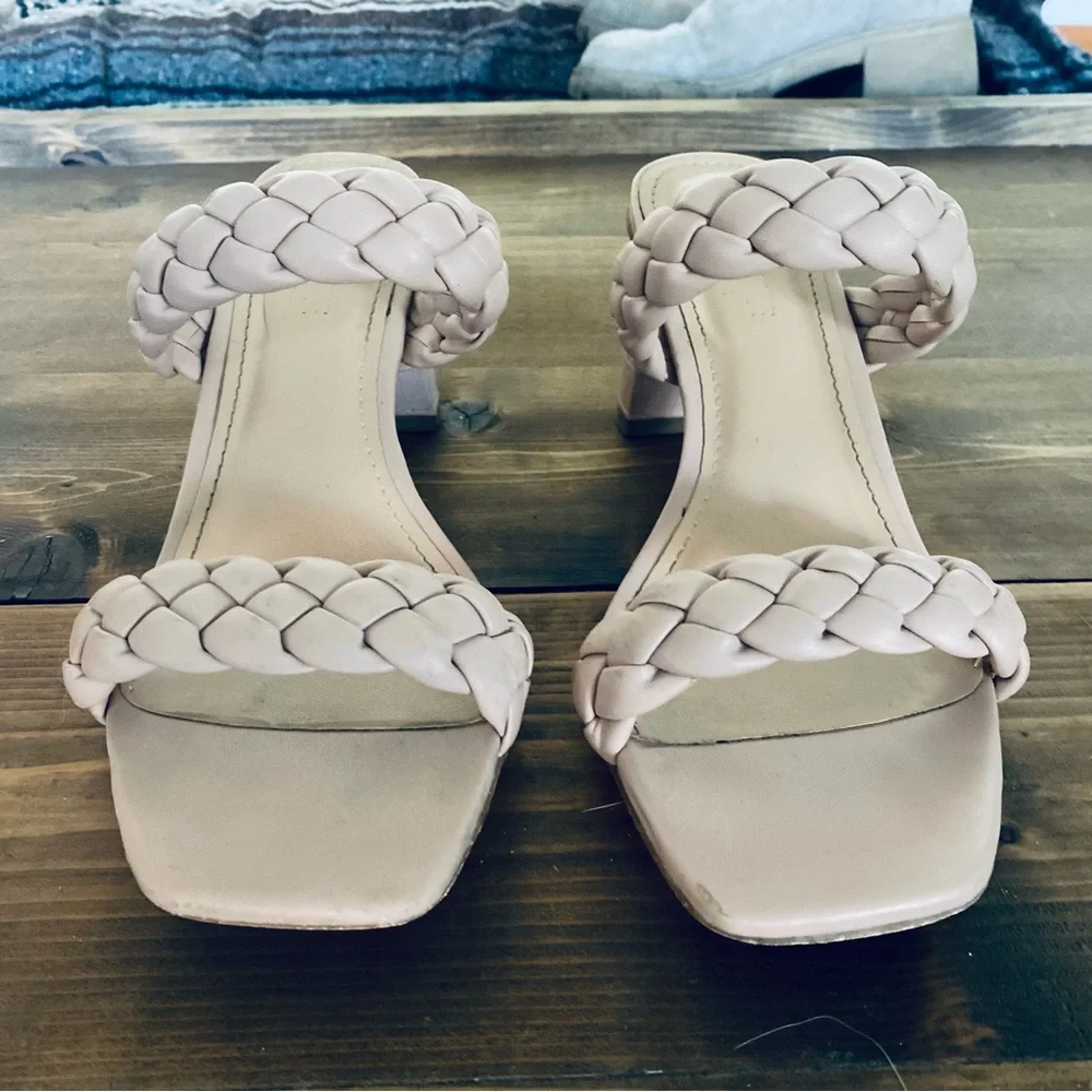 Braided wedge heel sandals - Picture 2 of 10